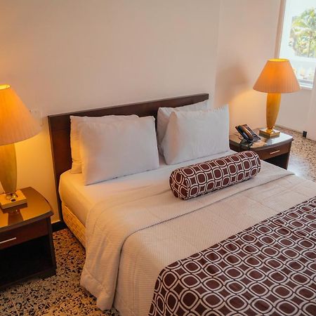 Hotel Tequendama Inn Estacion Буенавентура Екстериор снимка