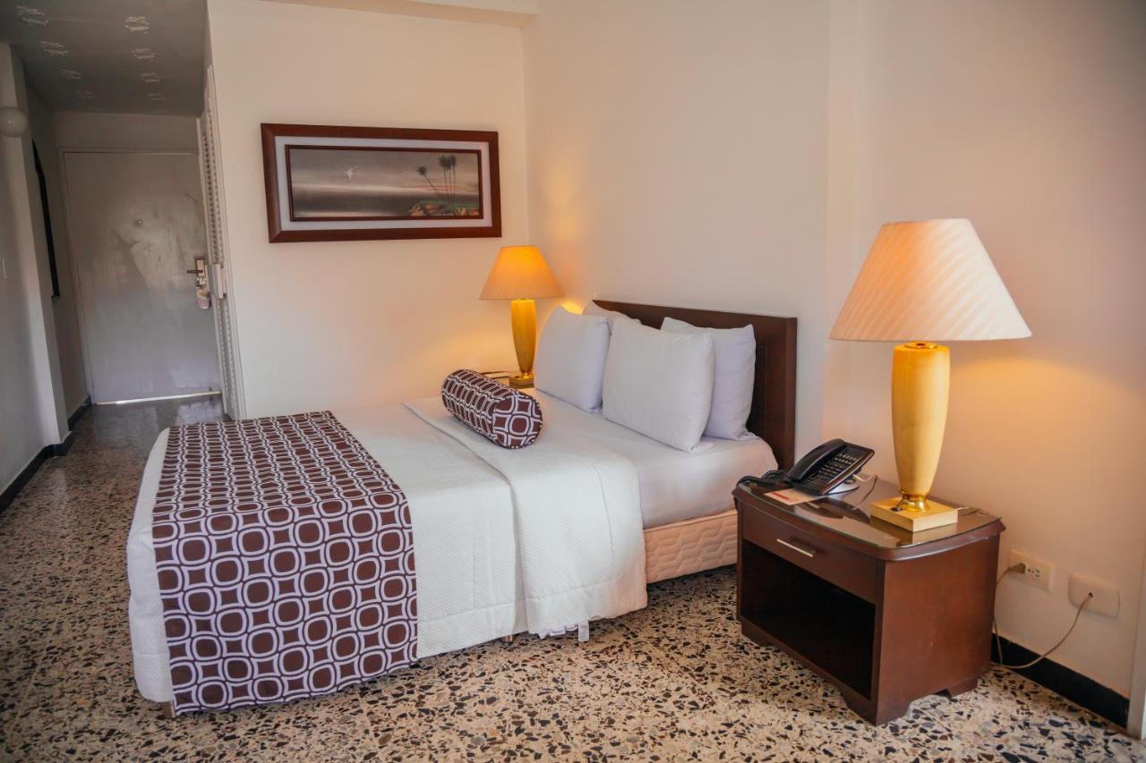 Hotel Tequendama Inn Estacion Буенавентура Екстериор снимка