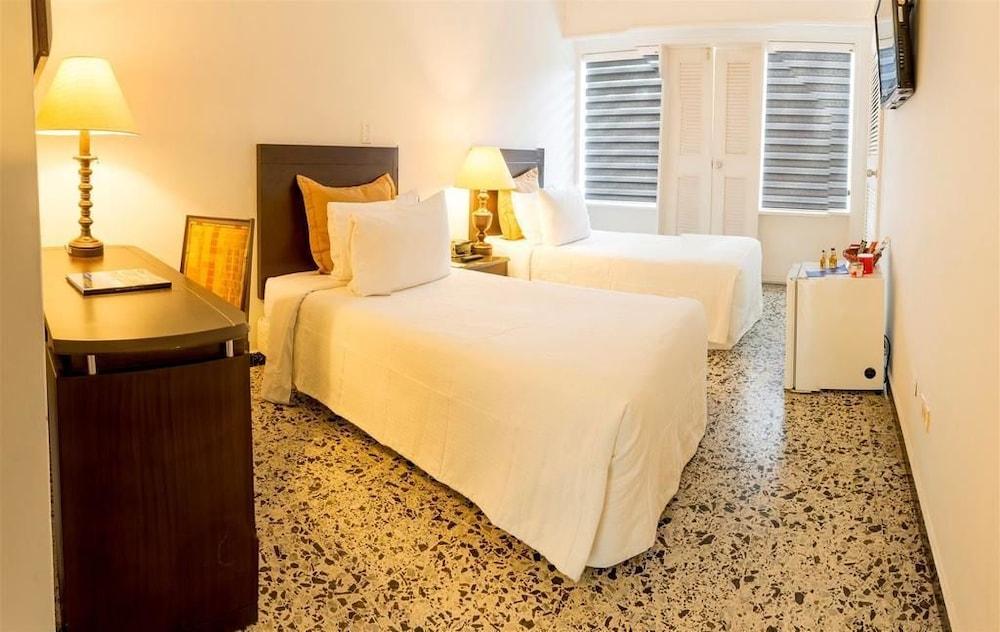 Hotel Tequendama Inn Estacion Буенавентура Екстериор снимка