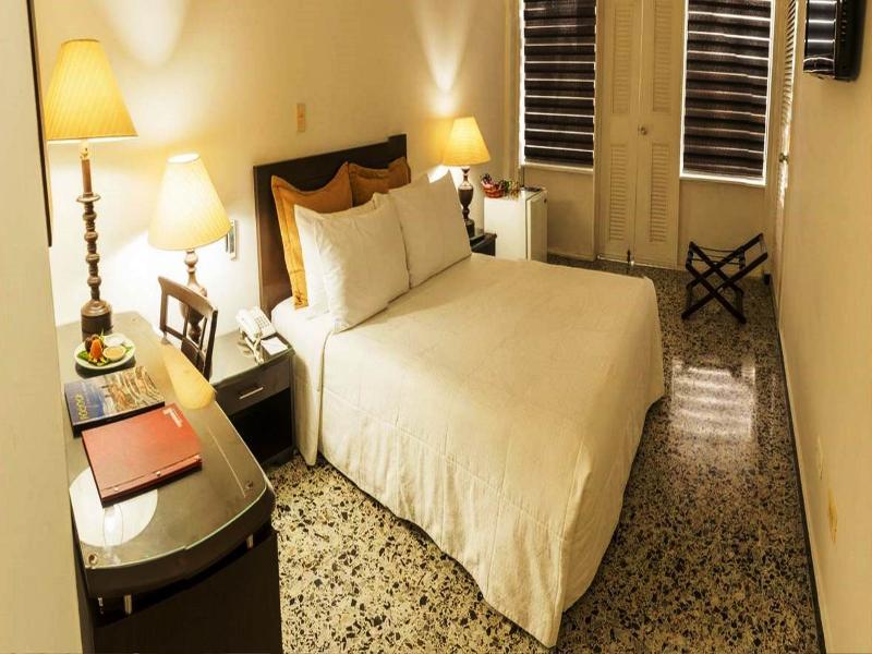 Hotel Tequendama Inn Estacion Буенавентура Екстериор снимка